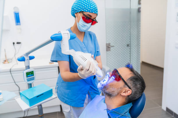 Best Holiday Emergency Dentist in River Oaks, TX
