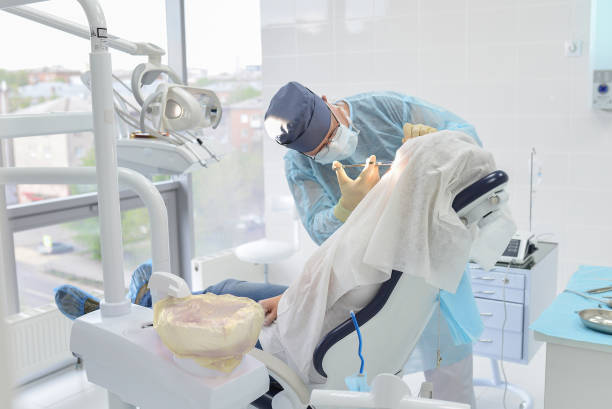 Best Weekend Emergency Dentist in River Oaks, TX